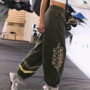 NWOT Free People FP Movement All Star Logo Pants Size Medium